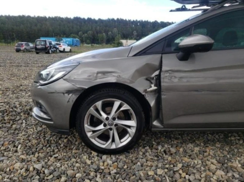 Opel Astra K 1.4i, снимка 11 - Автомобили и джипове - 42092752