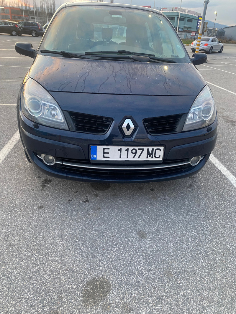 Renault Scenic 2.0 16v, снимка 10 - Автомобили и джипове - 45287633