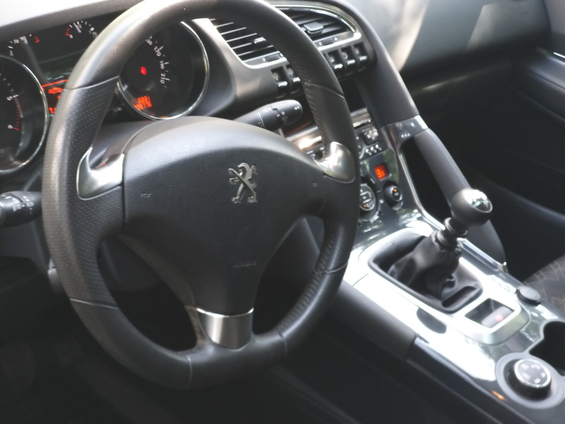 Peugeot 3008 allure grip control , снимка 9 - Автомобили и джипове - 46433504
