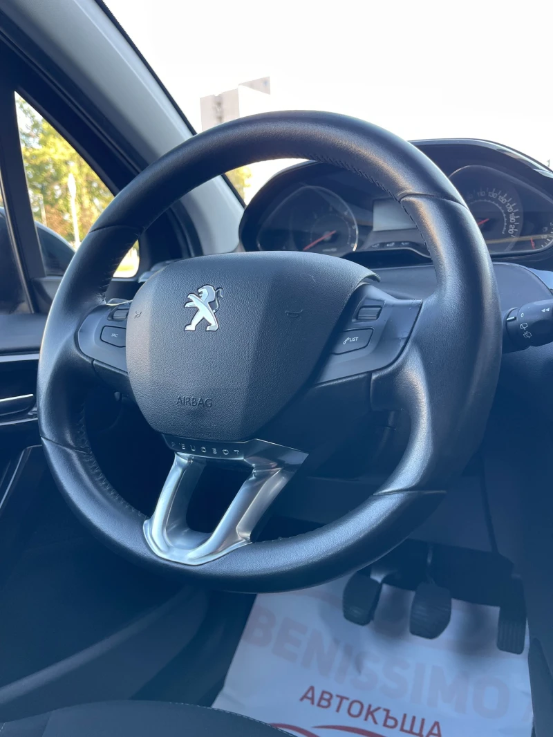 Peugeot 208 1.4 HDI 68hp, снимка 12 - Автомобили и джипове - 46829647