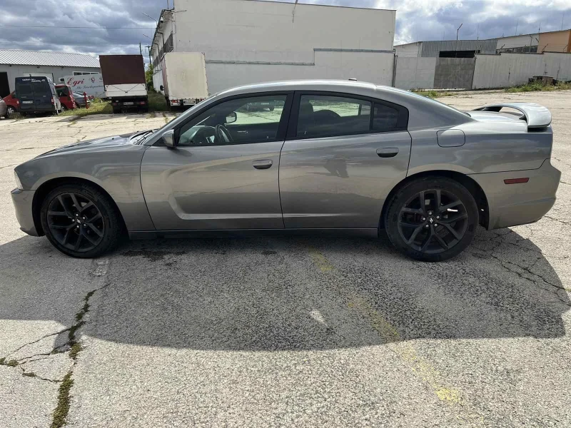 Dodge Charger 3.6 LPG, снимка 9 - Автомобили и джипове - 47074528