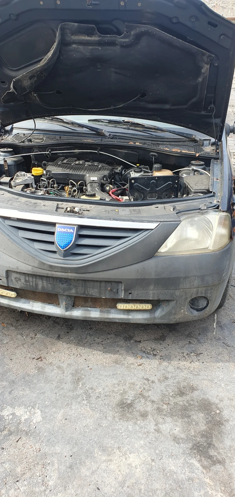 Dacia Logan, снимка 3 - Автомобили и джипове - 47314935