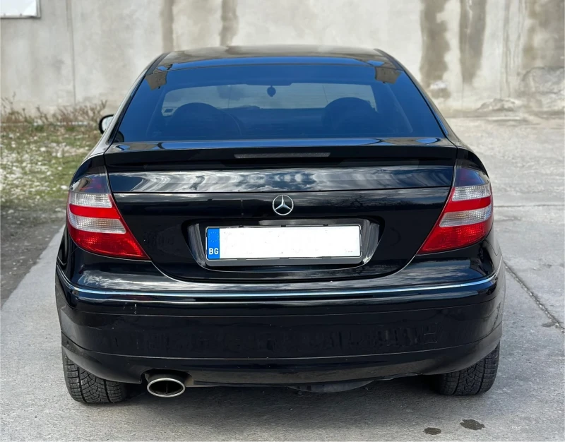 Mercedes-Benz C 230, снимка 4 - Автомобили и джипове - 47993837