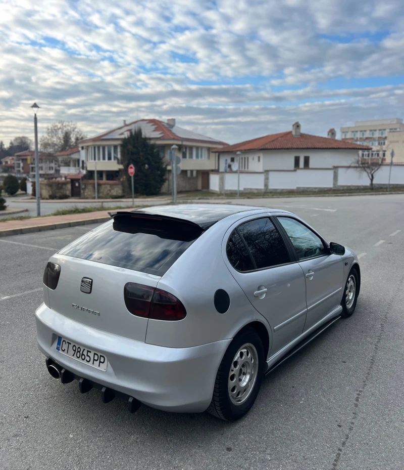 Seat Leon, снимка 5 - Автомобили и джипове - 49225323