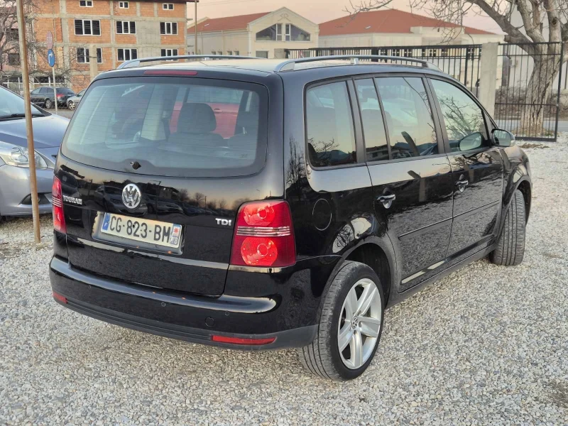 VW Touran Avtomatic 1.9 TDI 105ps, снимка 3 - Автомобили и джипове - 49339137