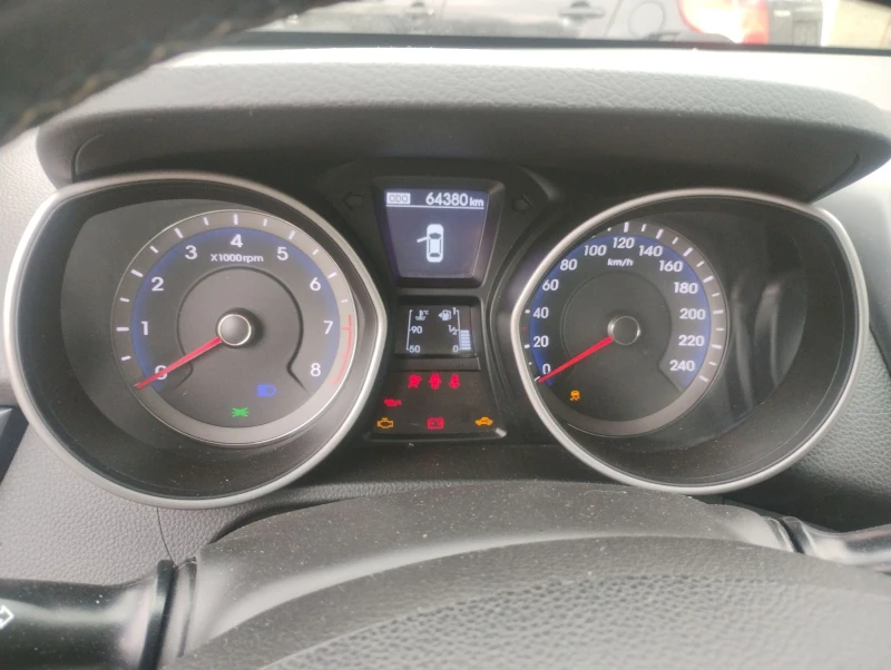 Hyundai I30 1.4 G4LC, снимка 5 - Автомобили и джипове - 49670948