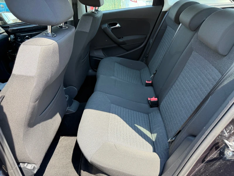 VW Polo 1.2tdi/75hp/SERVICE BOOK/ , снимка 11 - Автомобили и джипове - 50927799