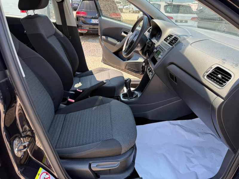 VW Polo 1.2tdi/75hp/SERVICE BOOK/ , снимка 9 - Автомобили и джипове - 50927799