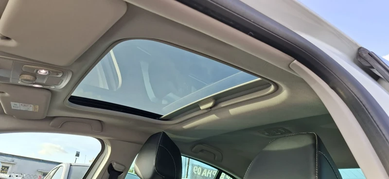 Renault Megane 1.5DCI, снимка 11 - Автомобили и джипове - 52089347