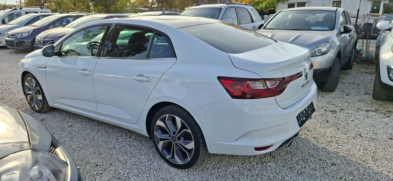 Renault Megane 1.5DCI, снимка 4 - Автомобили и джипове - 52089347