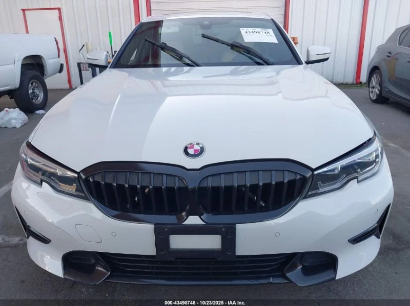 BMW 330 2l I, снимка 12 - Автомобили и джипове - 53215356