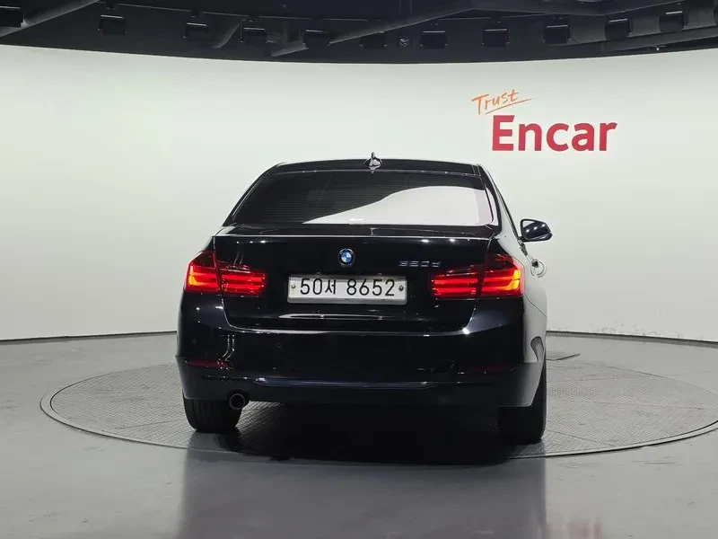 BMW 320 d, снимка 4 - Автомобили и джипове - 54589966