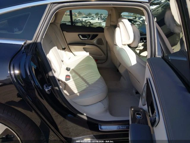 Mercedes-Benz EQS 450+ , снимка 8 - Автомобили и джипове - 55949742
