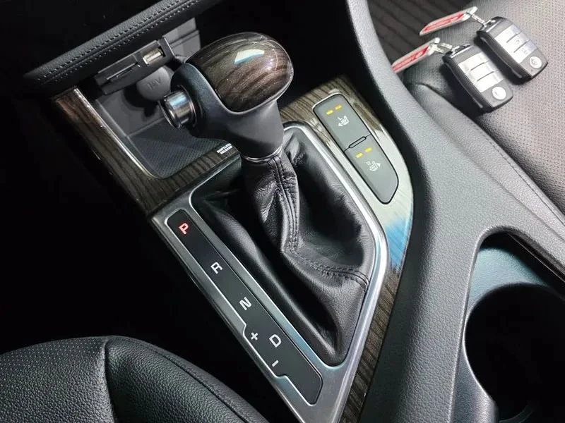 Kia K5, снимка 9 - Автомобили и джипове - 56706568