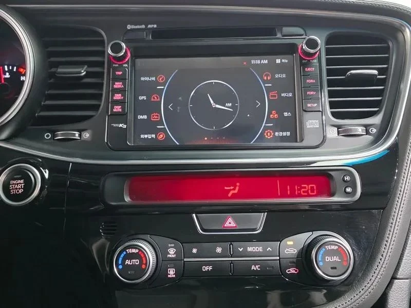 Kia K5, снимка 15 - Автомобили и джипове - 56706568