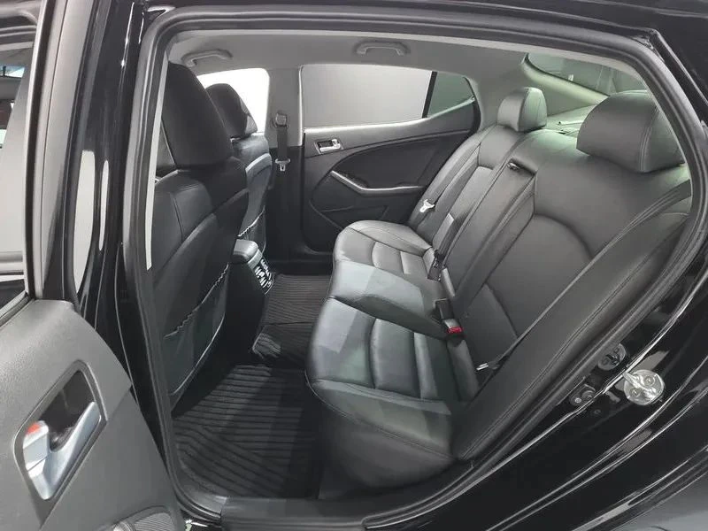 Kia K5, снимка 17 - Автомобили и джипове - 56706568