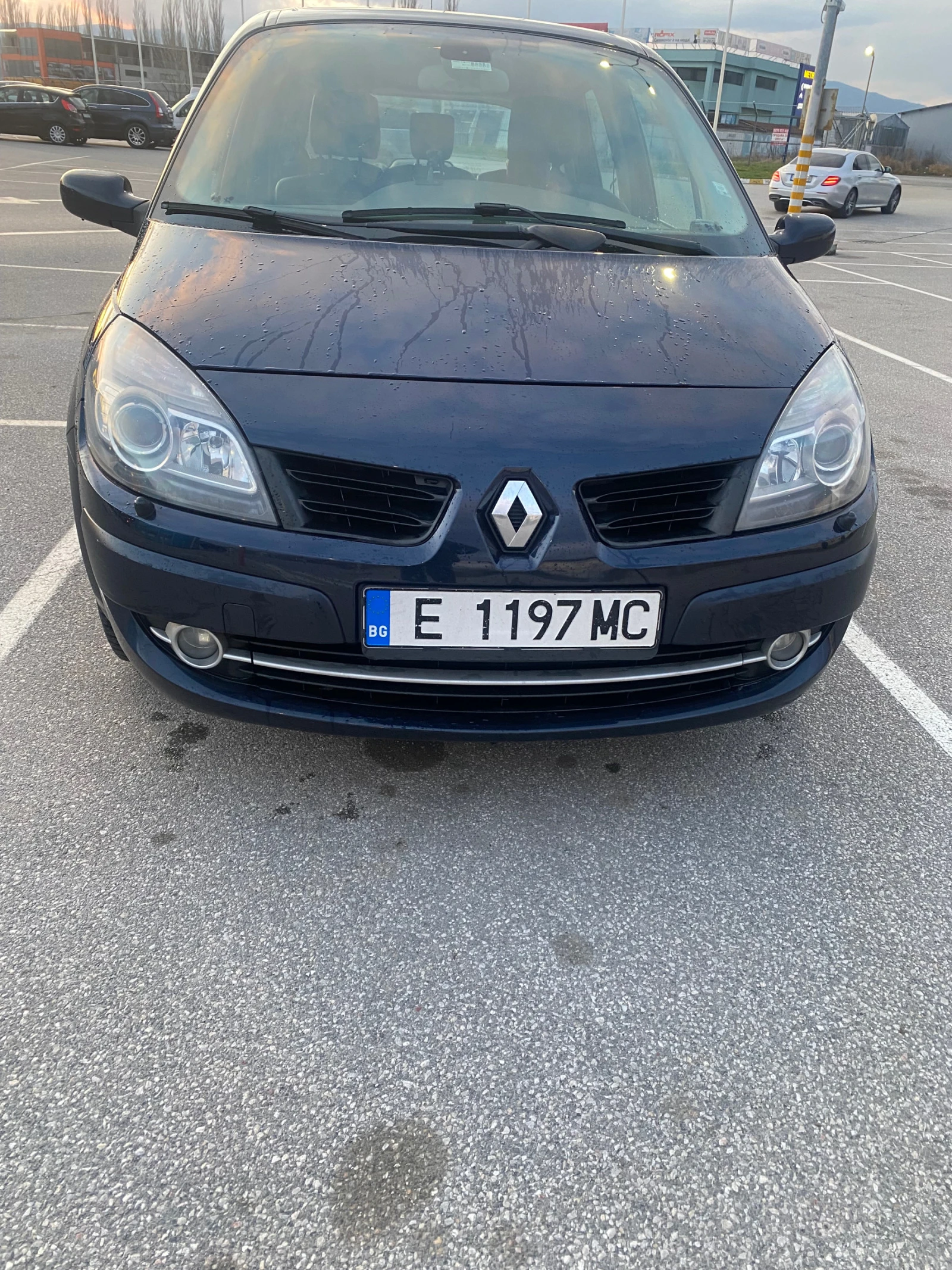 Renault Scenic 2.0 16v - изображение 9