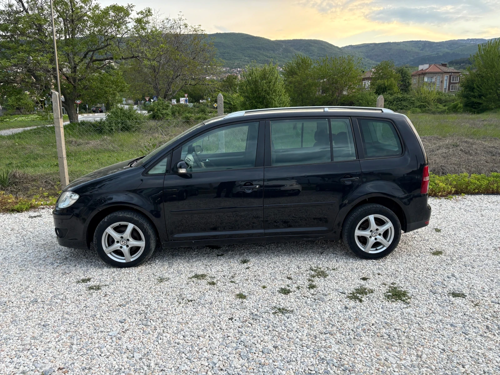 VW Touran 1.9 TDi Automatic - изображение 7