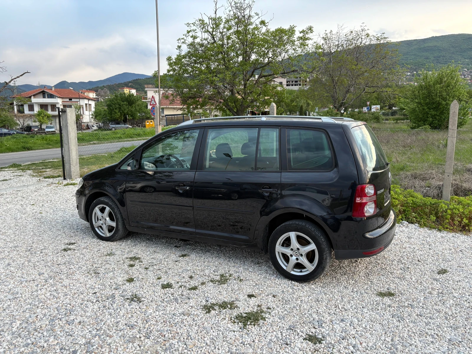 VW Touran 1.9 TDi Automatic - изображение 8