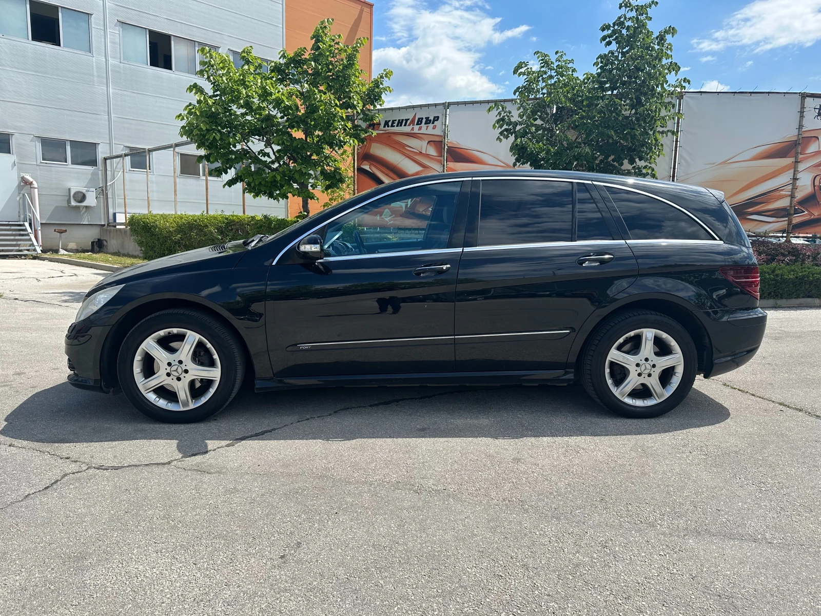 Mercedes-Benz R 280 3.0d 190 к.с. 4matic - изображение 2