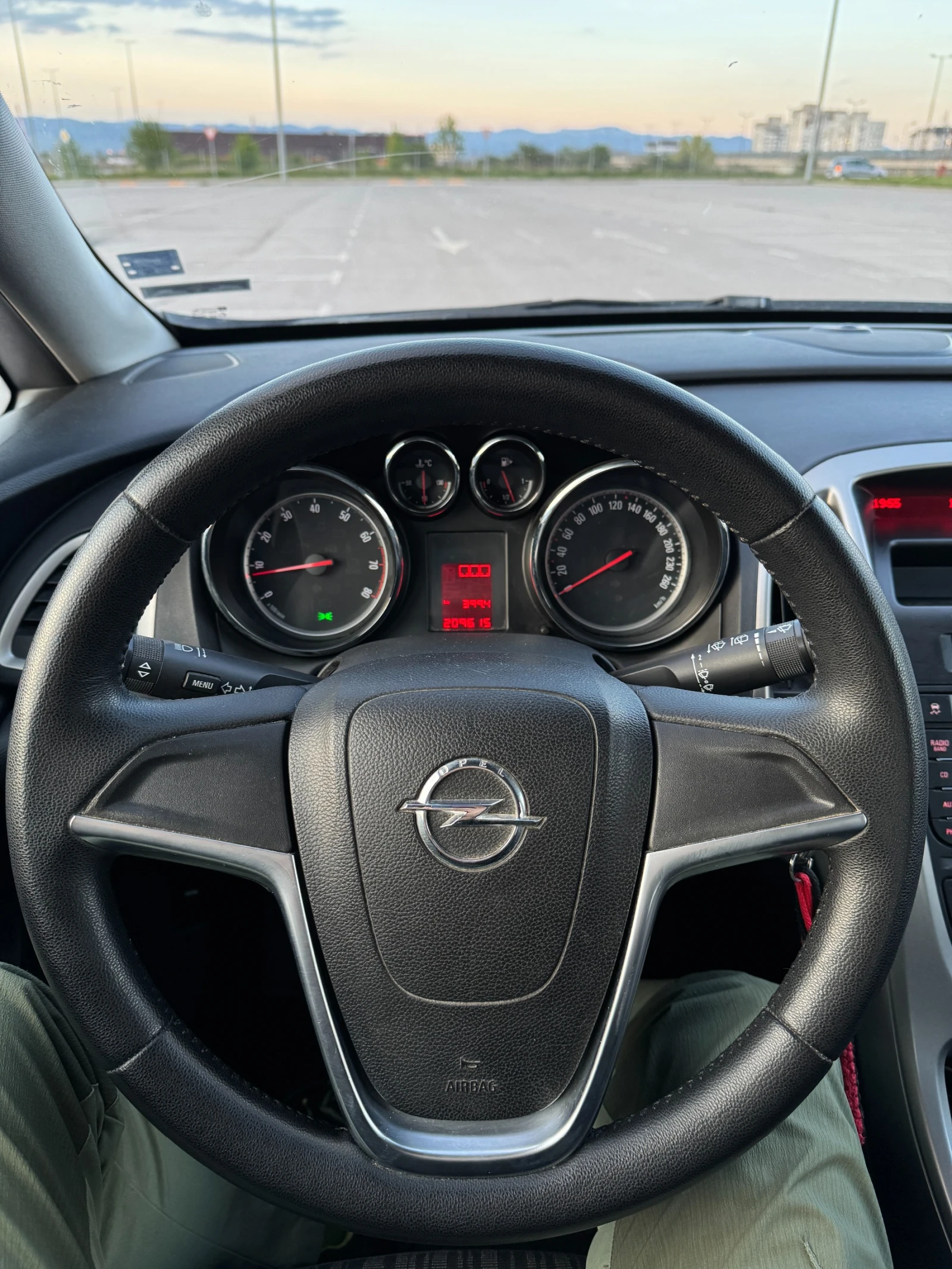 Opel Astra J - изображение 5