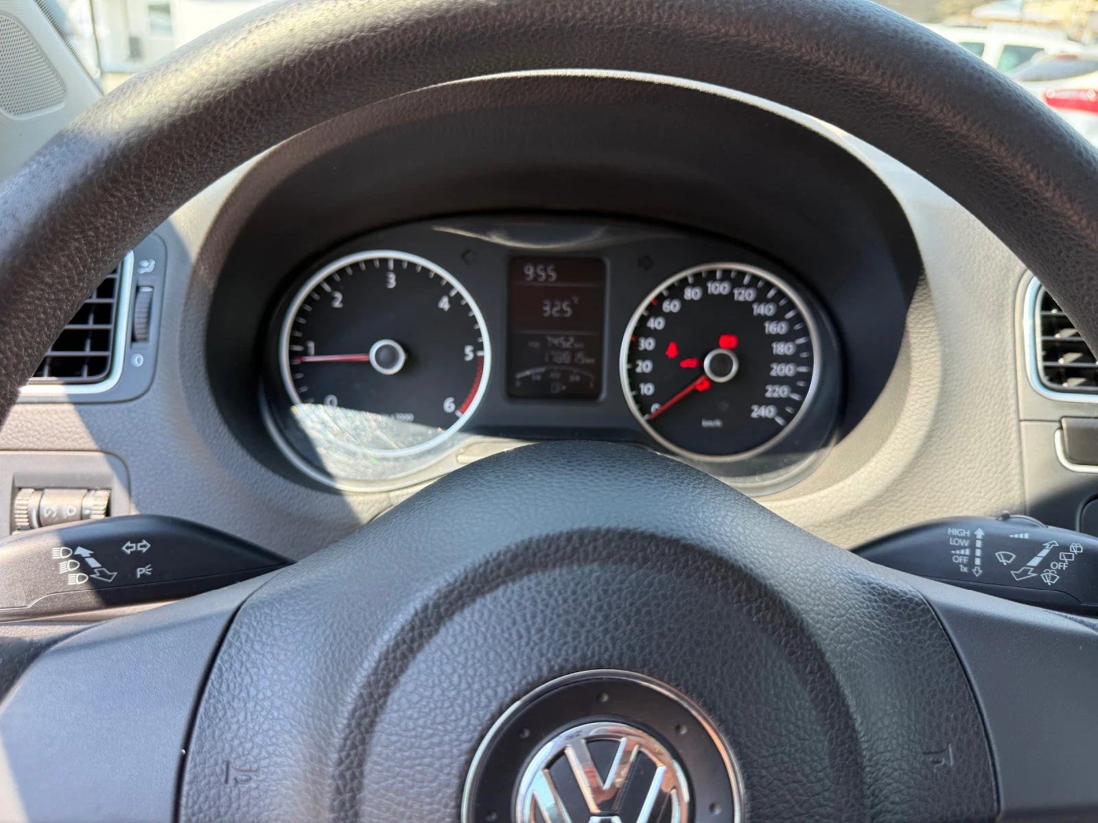 VW Polo 1.2tdi/75hp/SERVICE BOOK/  | Mobile.bg   12