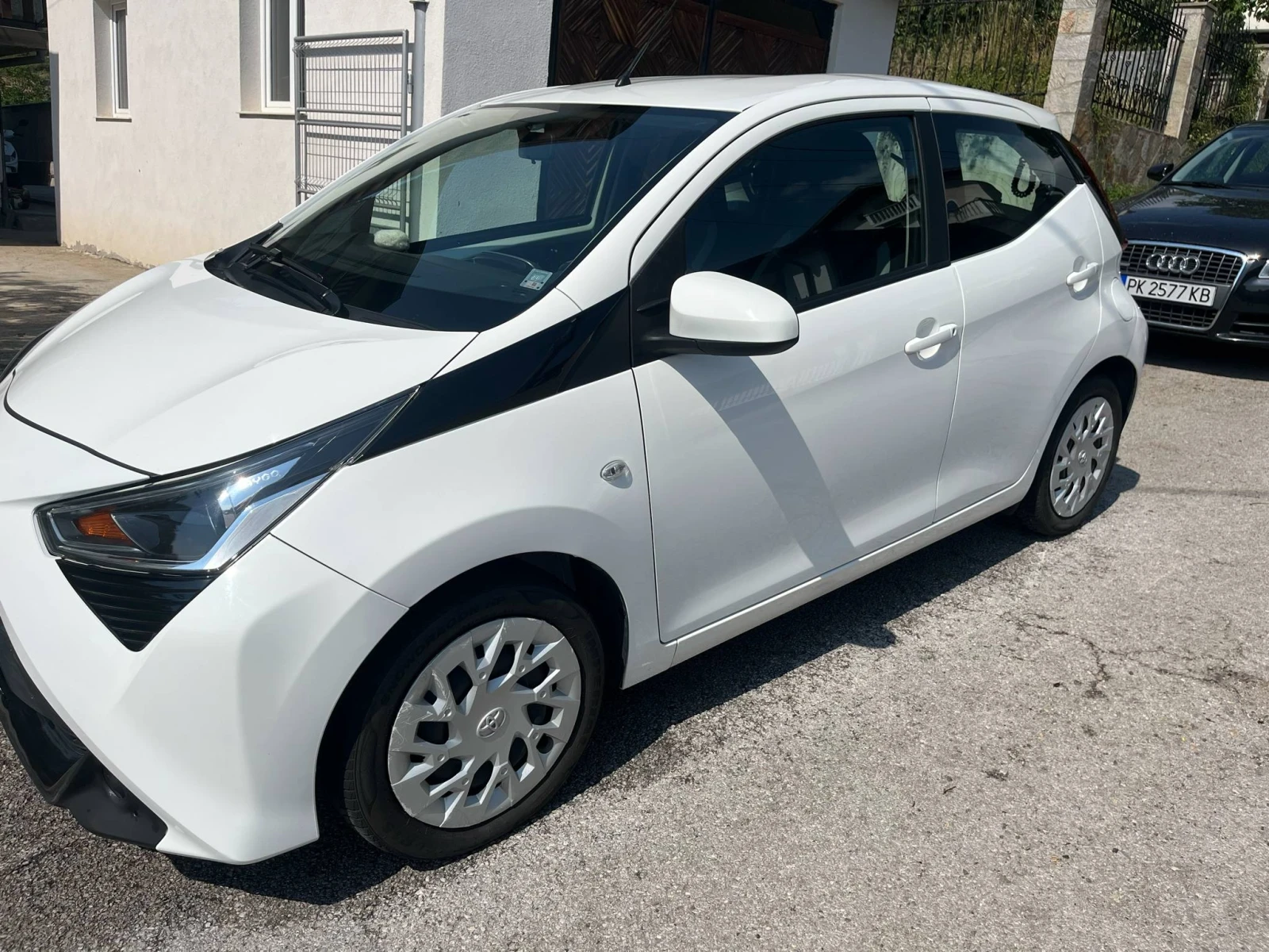 Toyota Aygo  Automat 1.0VVTI - изображение 3