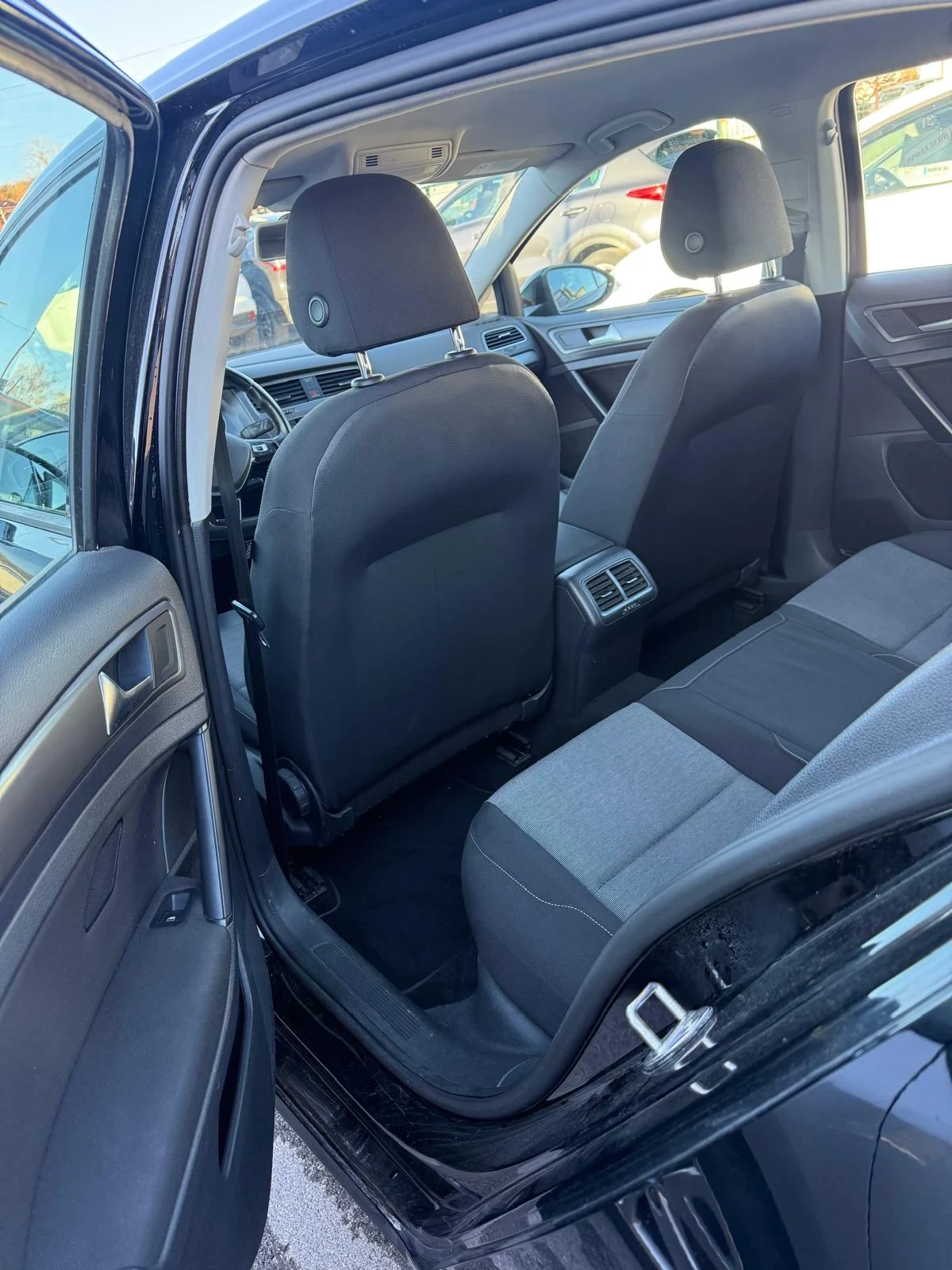 VW Golf  - изображение 10