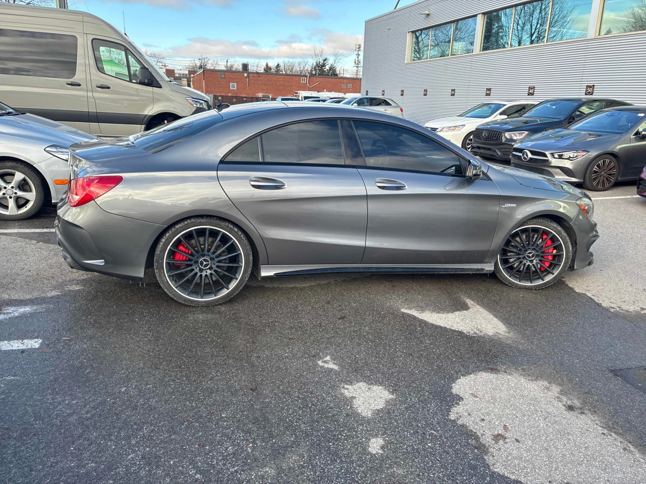 Mercedes-Benz CLA 45 AMG CARFAX* АВТОФИНАНСИРАНЕ БЕЗ ПЪРВОНАЧАЛНА ВНОСКА - изображение 3