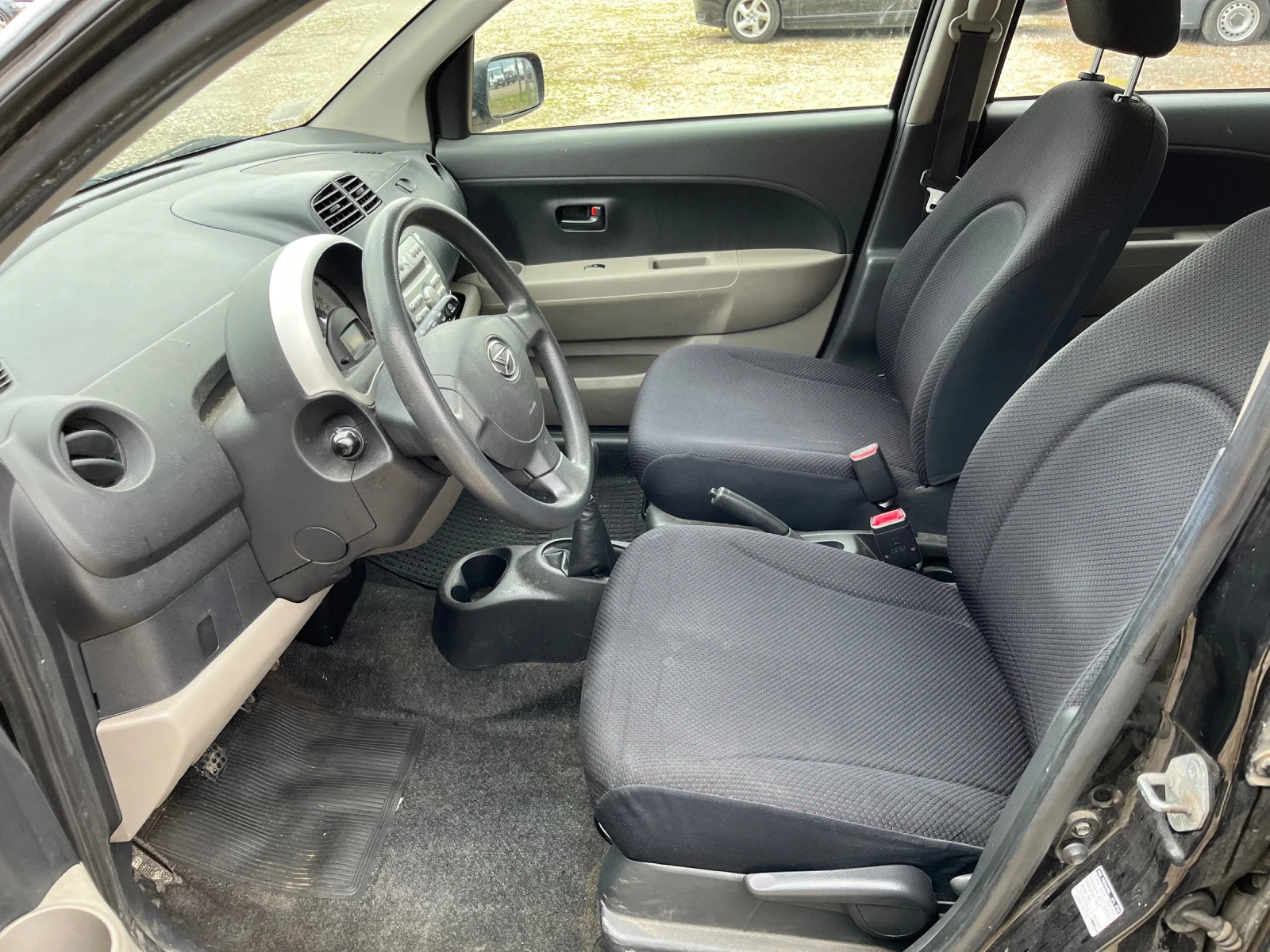 Daihatsu Sirion  - изображение 5