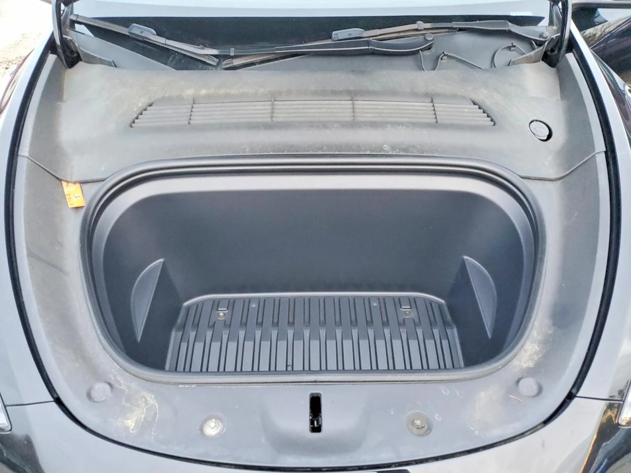 Tesla Model Y * DUAL MOTOR* AWD* КОЖА* LED* , снимка 11 - Автомобили и джипове - 53725344