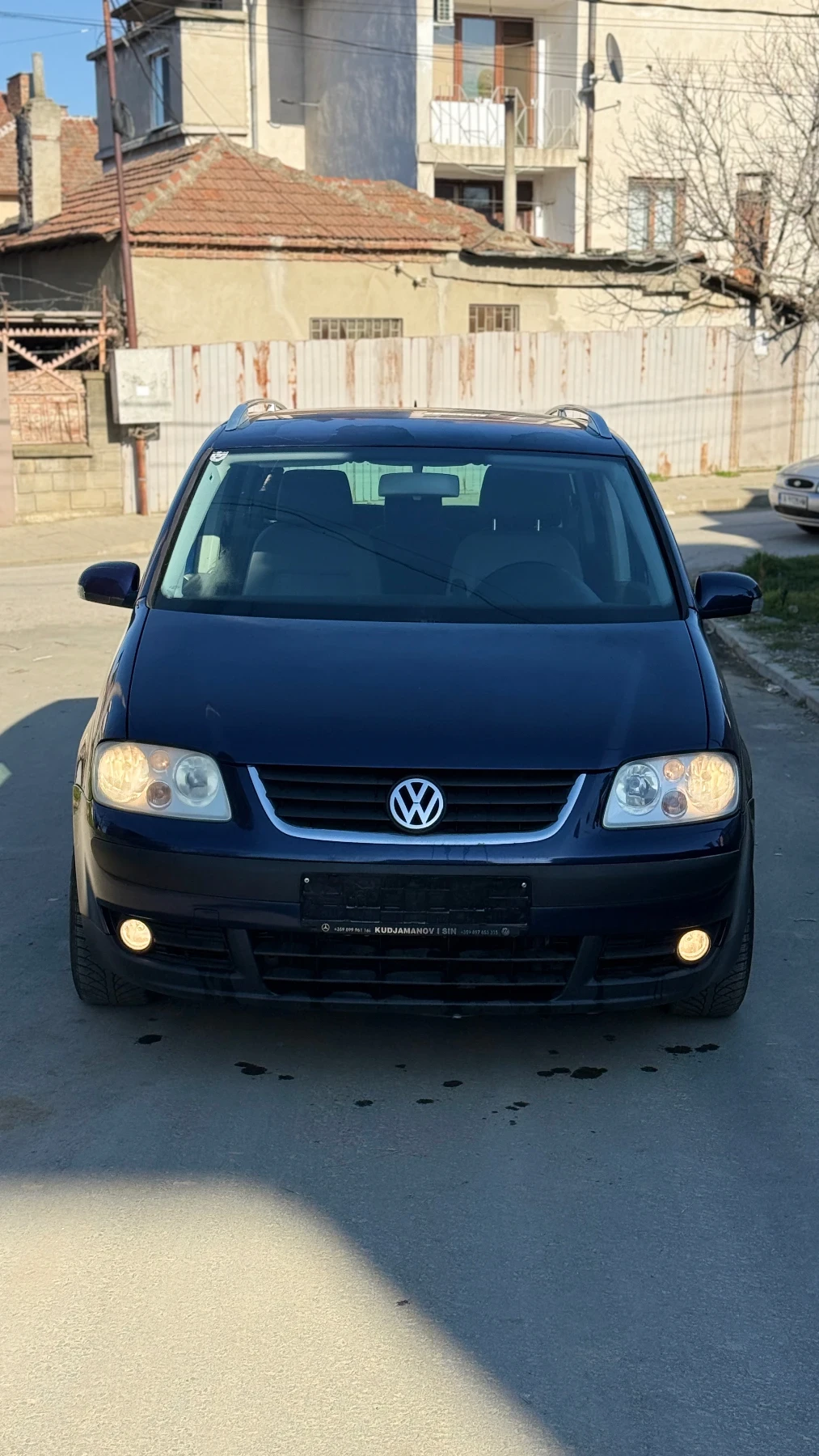 VW Touran Touran 2.0TDI , 140к.с.7-местен, 2007г., снимка 2 - Автомобили и джипове - 53753501