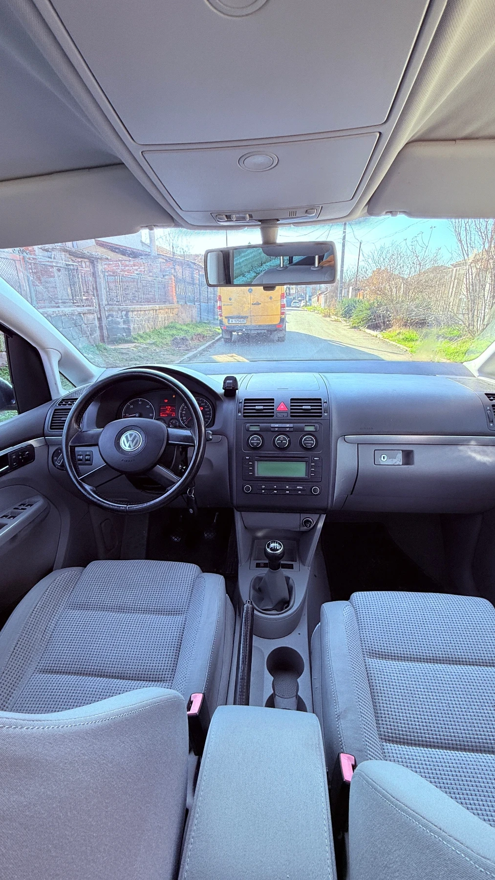 VW Touran Touran 2.0TDI , 140к.с.7-местен, 2007г., снимка 6 - Автомобили и джипове - 53753501