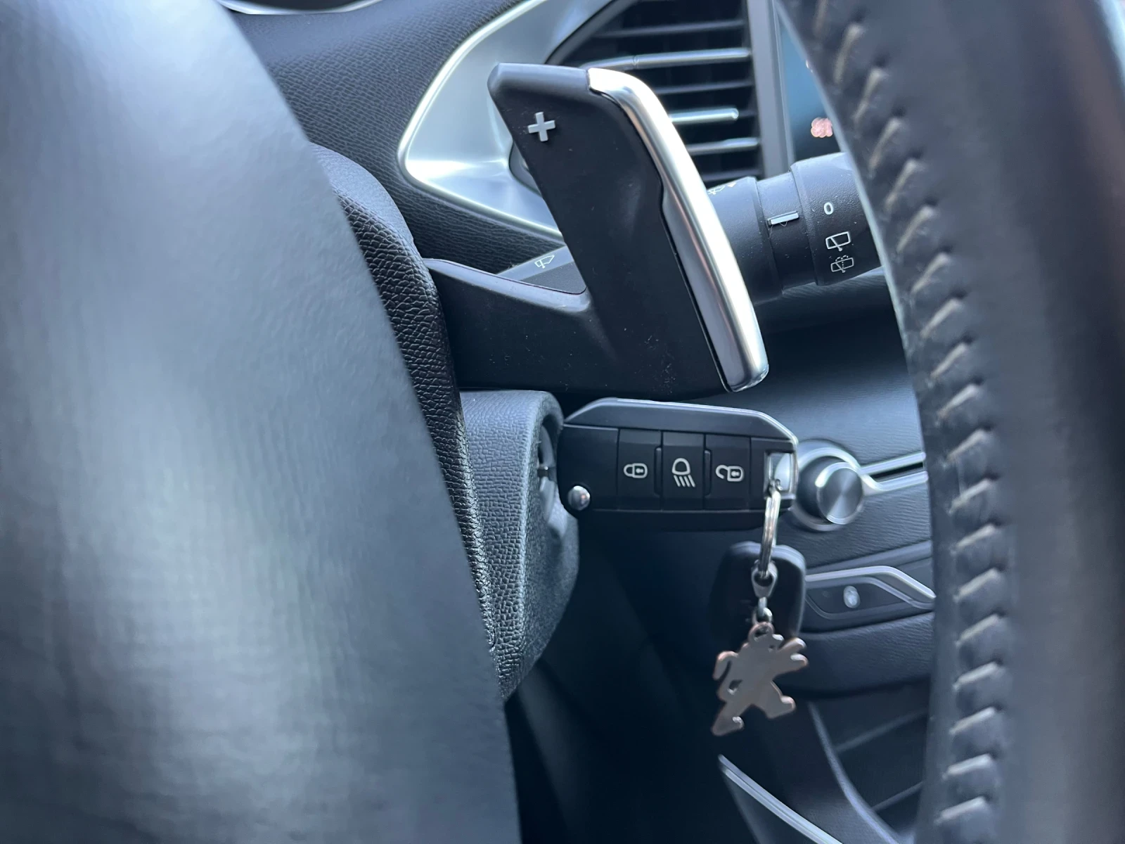 Peugeot 308 HDI, снимка 13 - Автомобили и джипове - 53784362