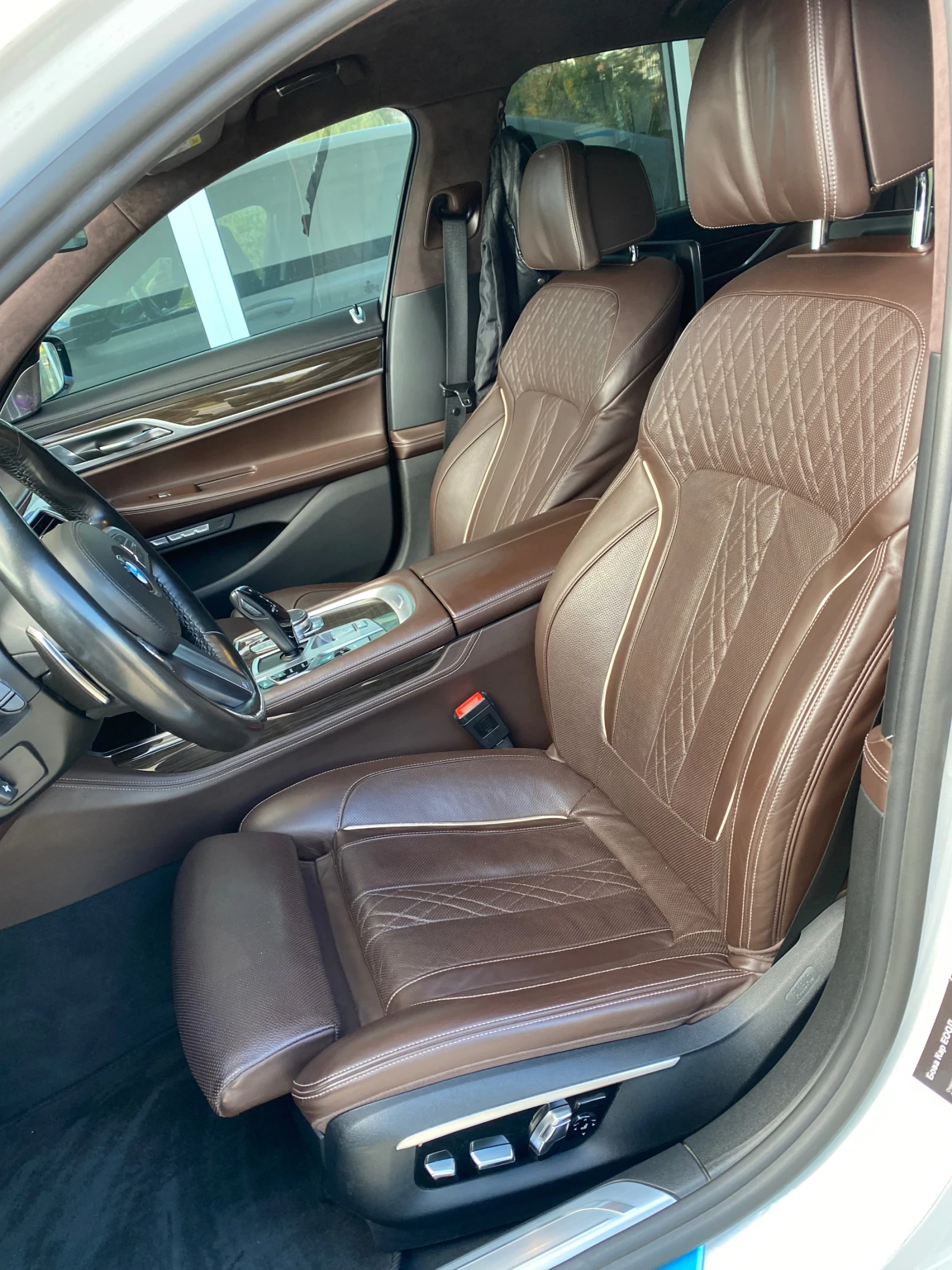 BMW 750 750D M packet, head up, масаж, снимка 10 - Автомобили и джипове - 53804075