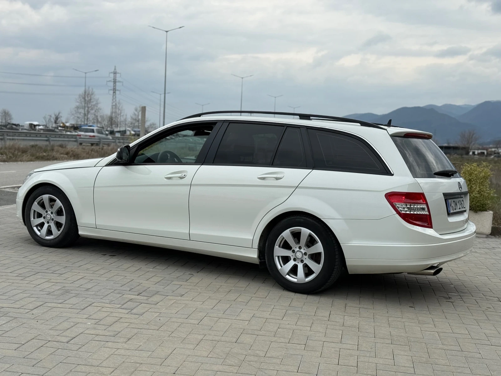 Mercedes-Benz C 220 Нов внос Германия, снимка 4 - Автомобили и джипове - 53967345
