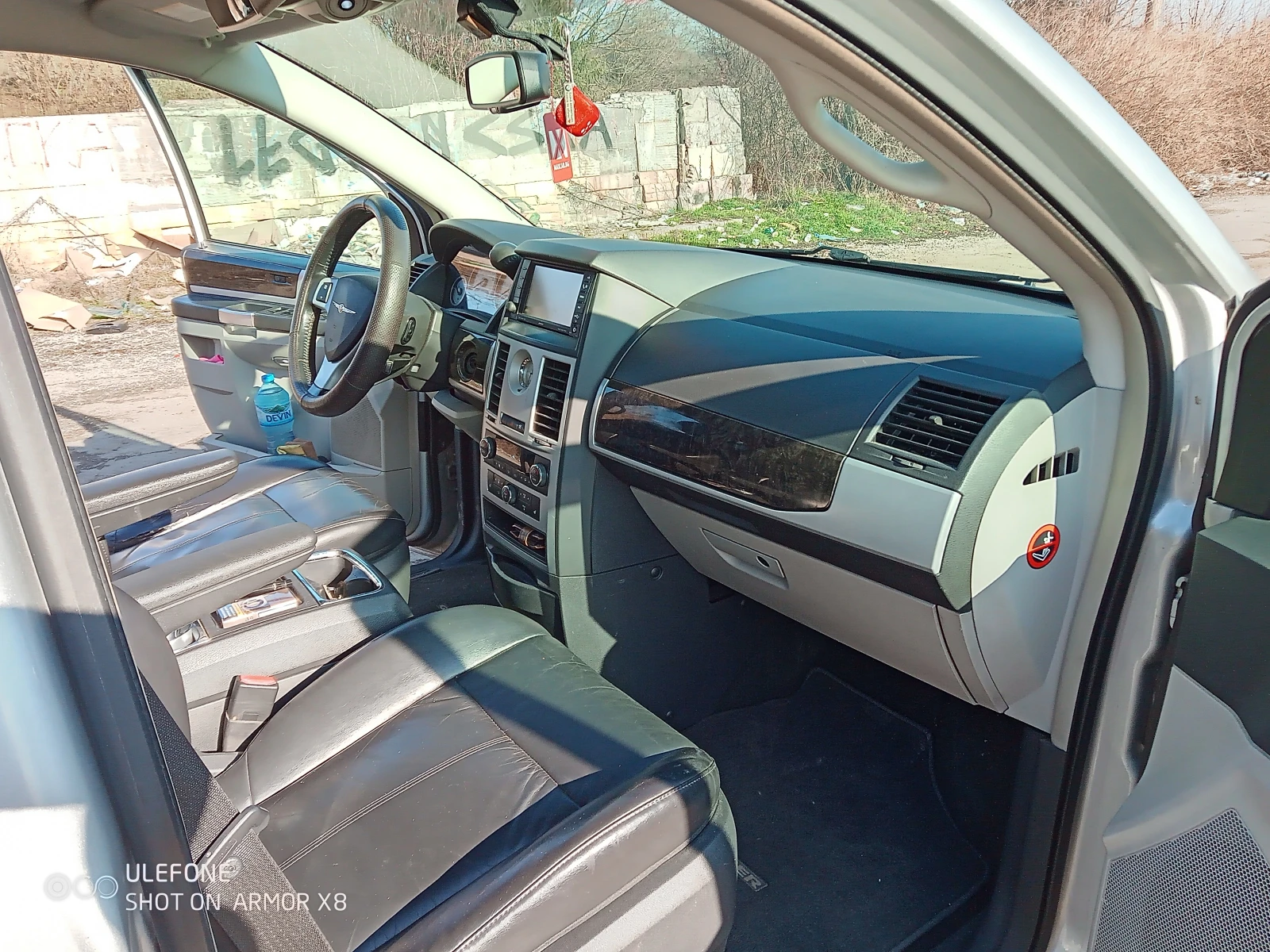 Chrysler Gr.voyager Limited, снимка 9 - Автомобили и джипове - 54170335