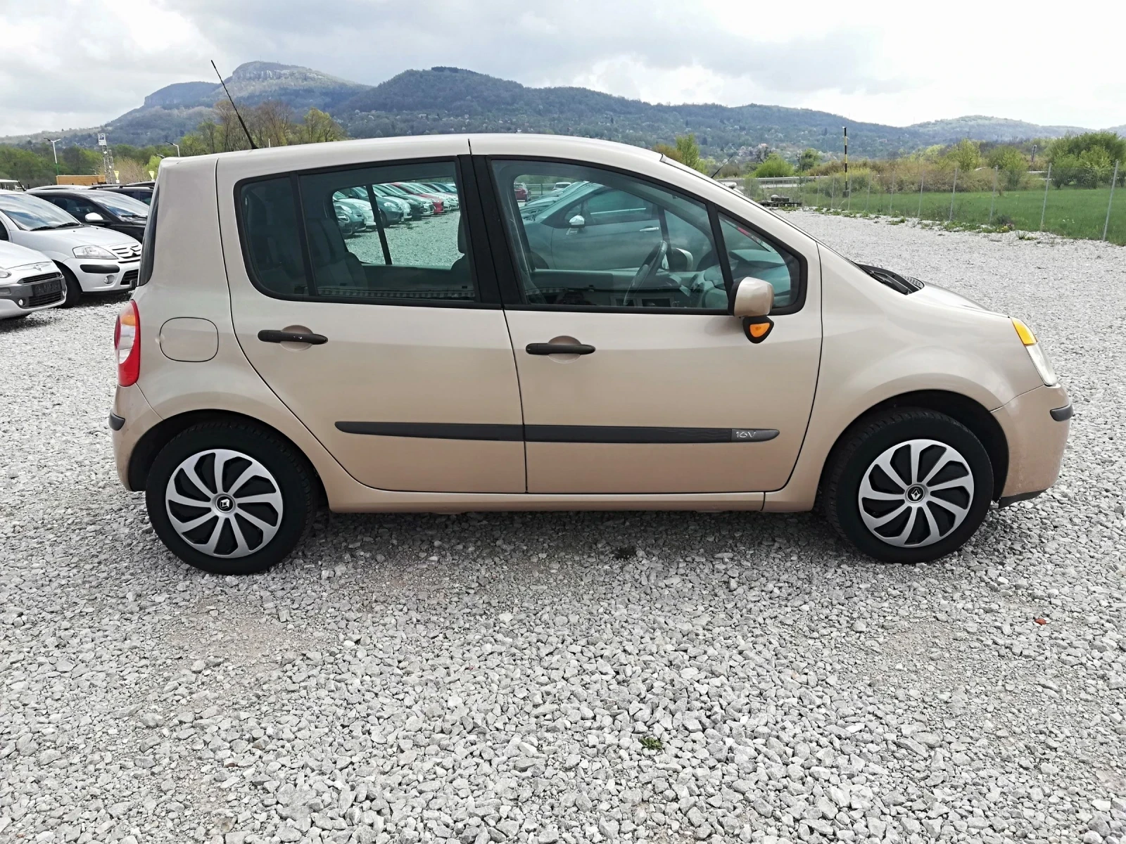 Renault Modus 1.2i klima italia, снимка 7 - Автомобили и джипове - 54235520
