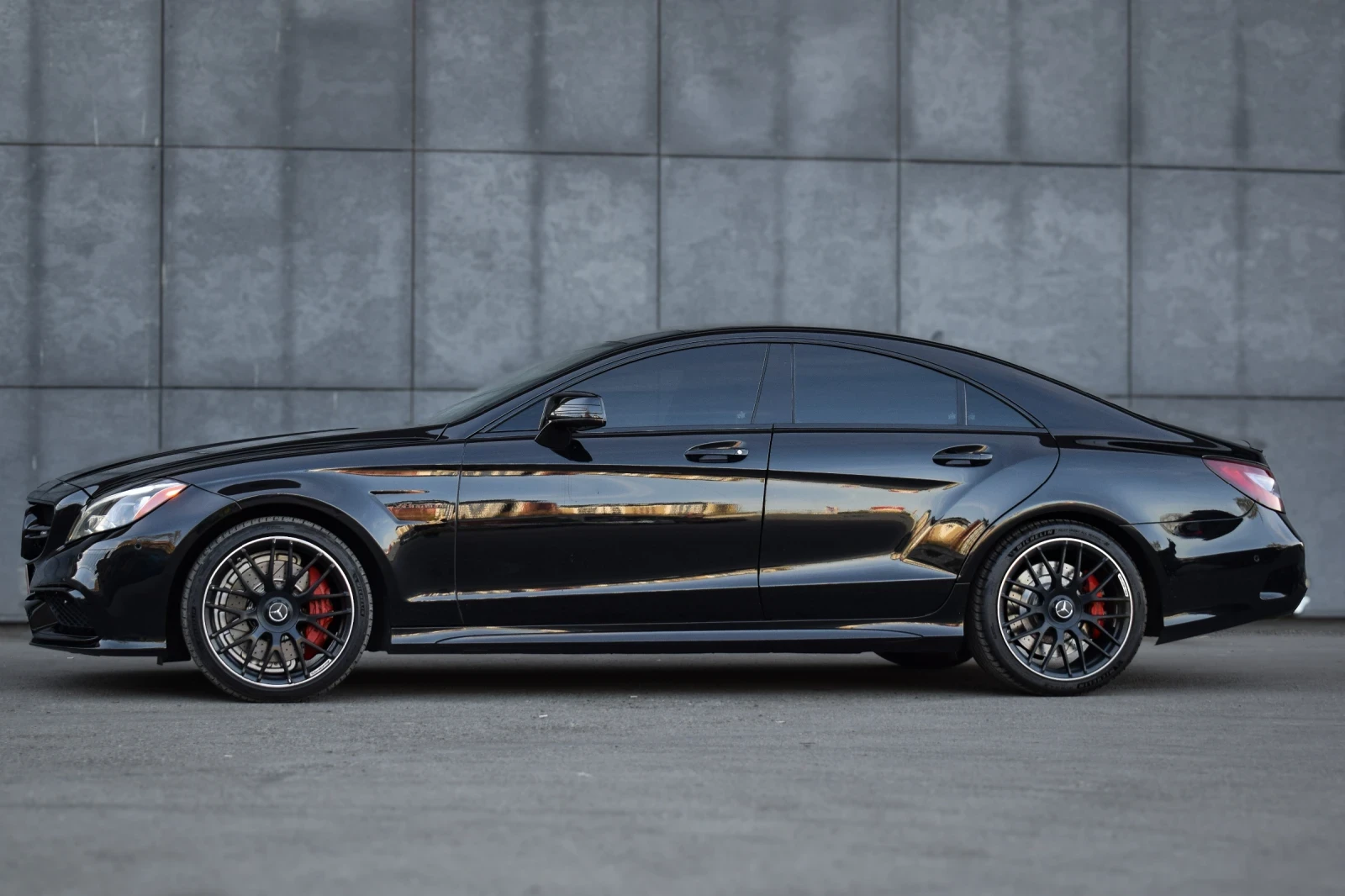 Mercedes-Benz CLS 63 AMG, снимка 4 - Автомобили и джипове - 54417565