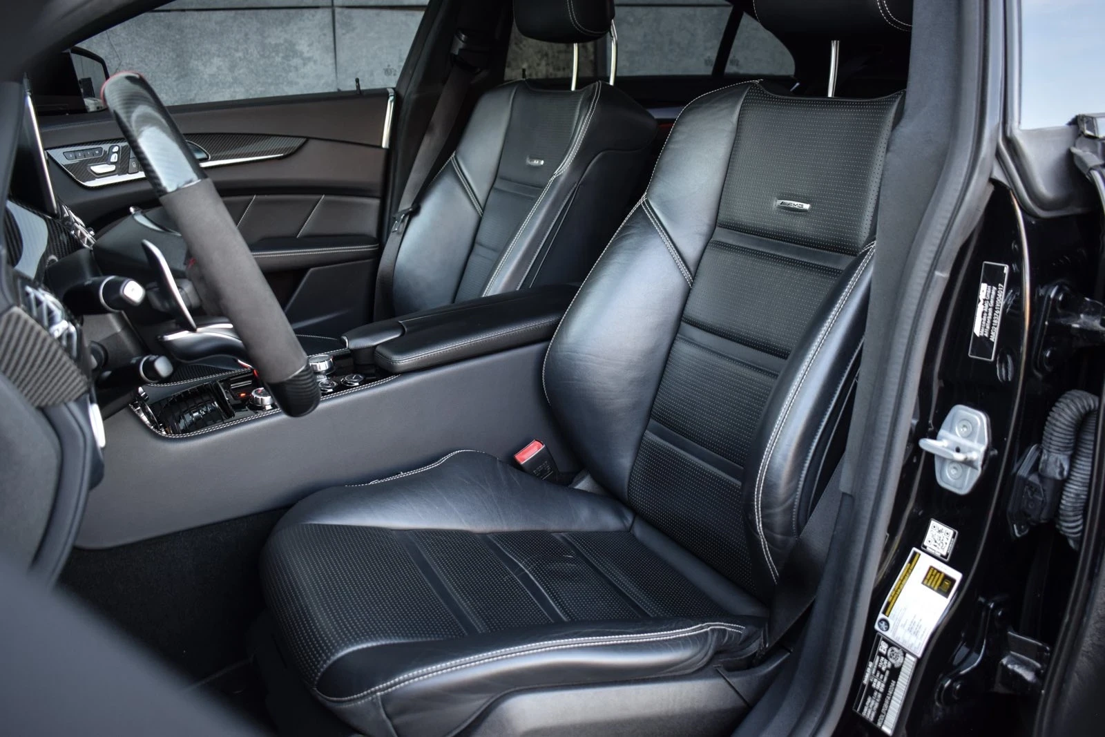 Mercedes-Benz CLS 63 AMG S, снимка 16 - Автомобили и джипове - 54417565