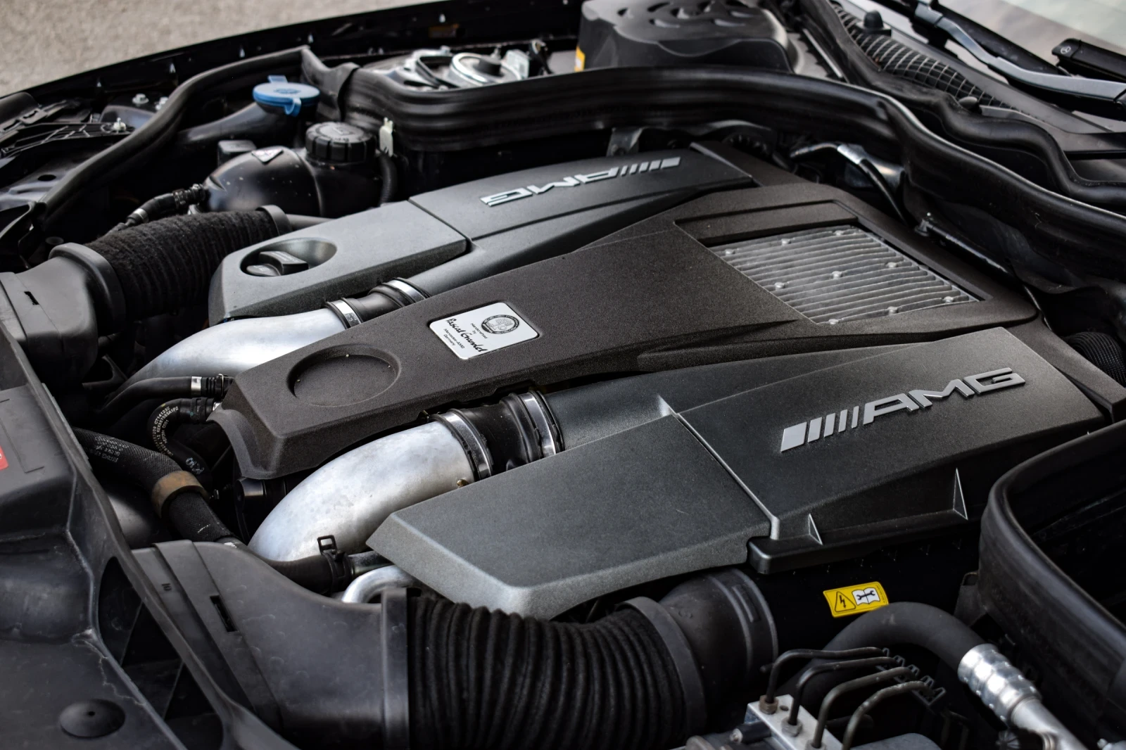 Mercedes-Benz CLS 63 AMG, снимка 16 - Автомобили и джипове - 54417565