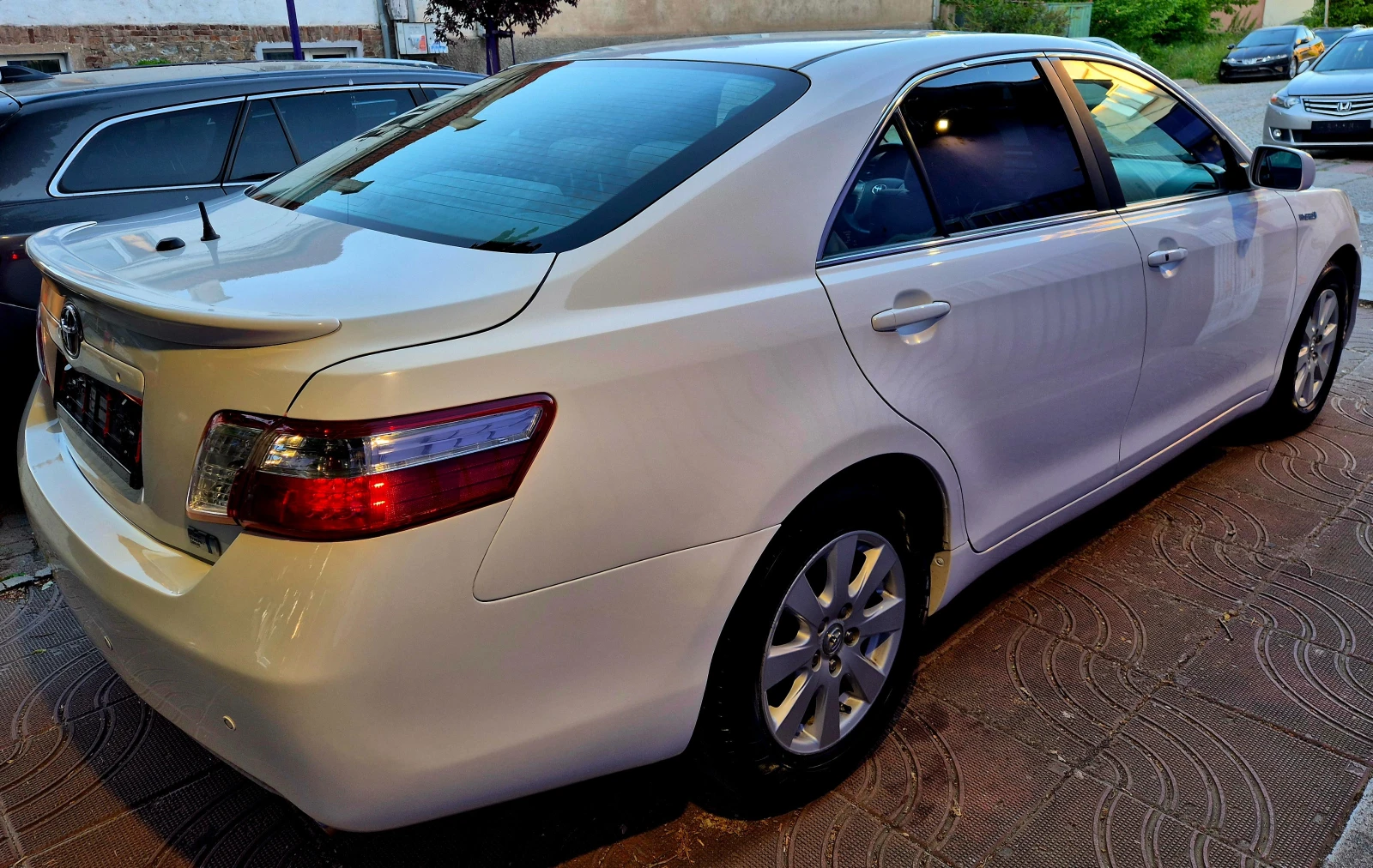Toyota Camry 2.4i-EXECUTIVE-FACELIFT-����-automat  | Mobile.bg � ����������� 4