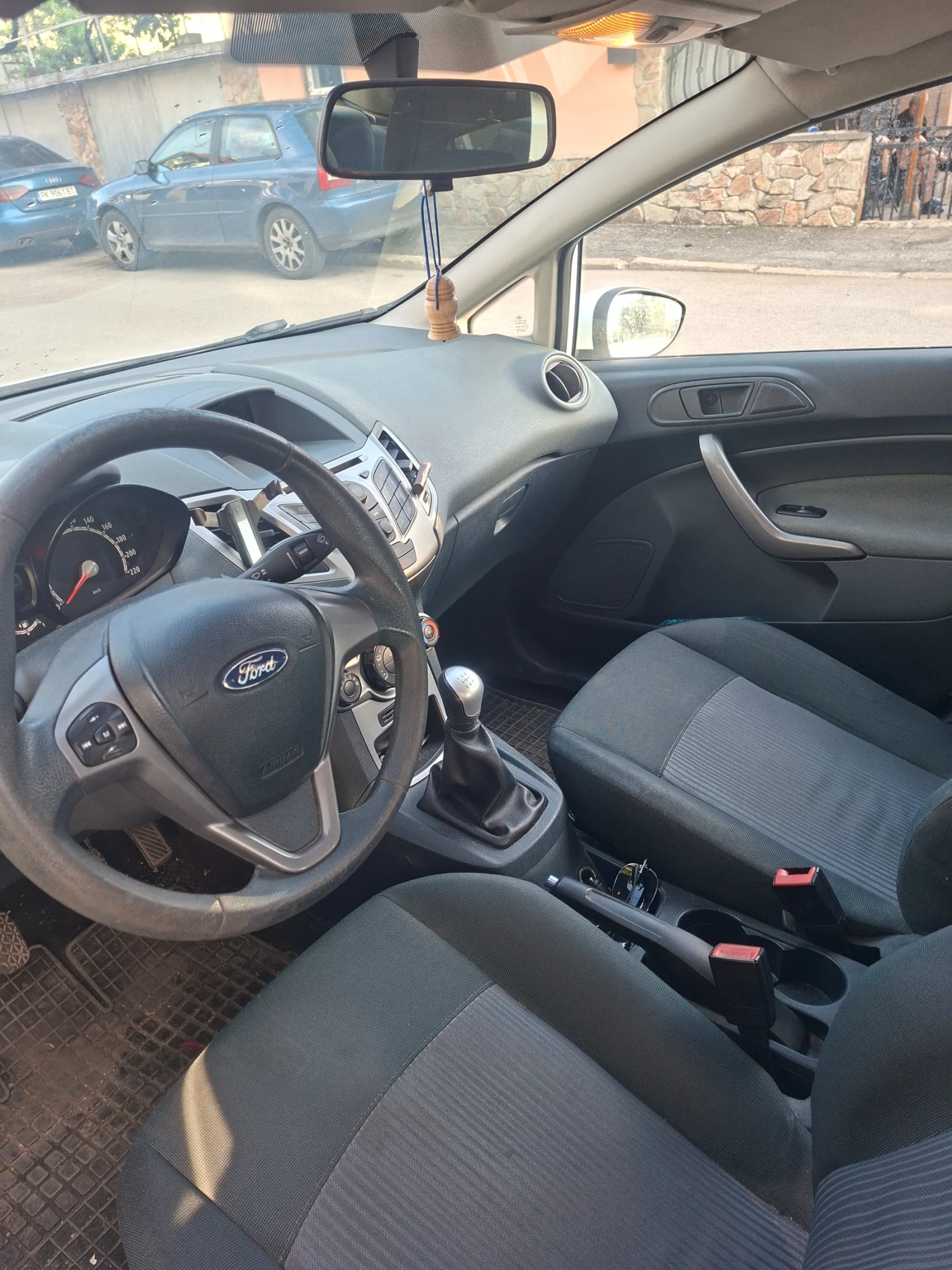 Ford Fiesta, снимка 4 - Автомобили и джипове - 54982390