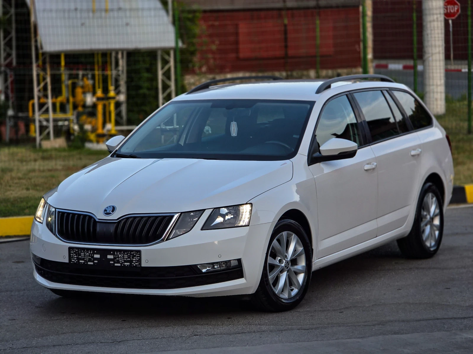 Skoda Octavia 1.6TDI 116hp * Distronic * Euro 6 * 
