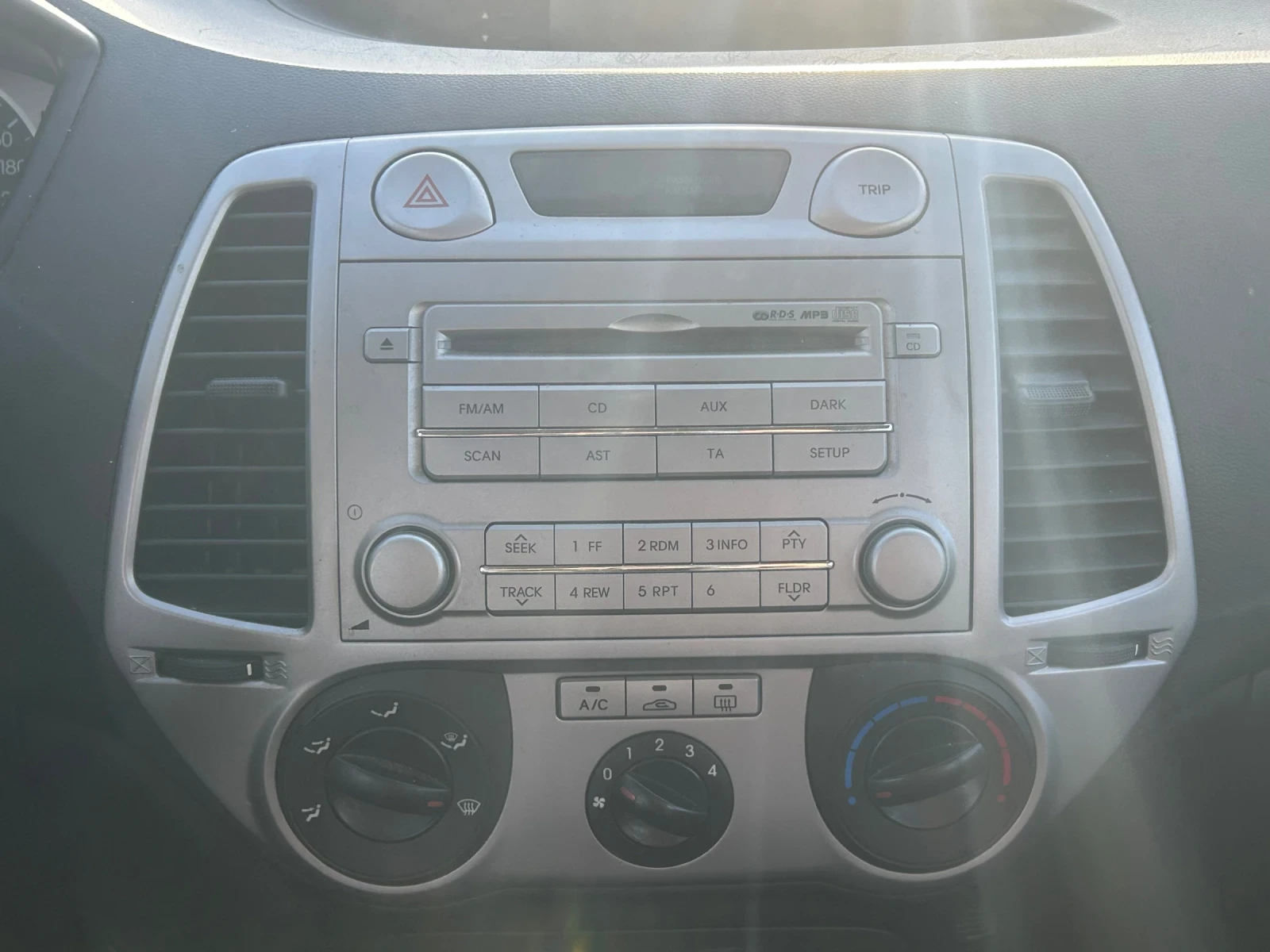 Hyundai I20 | Mobile.bg � ����������� 8