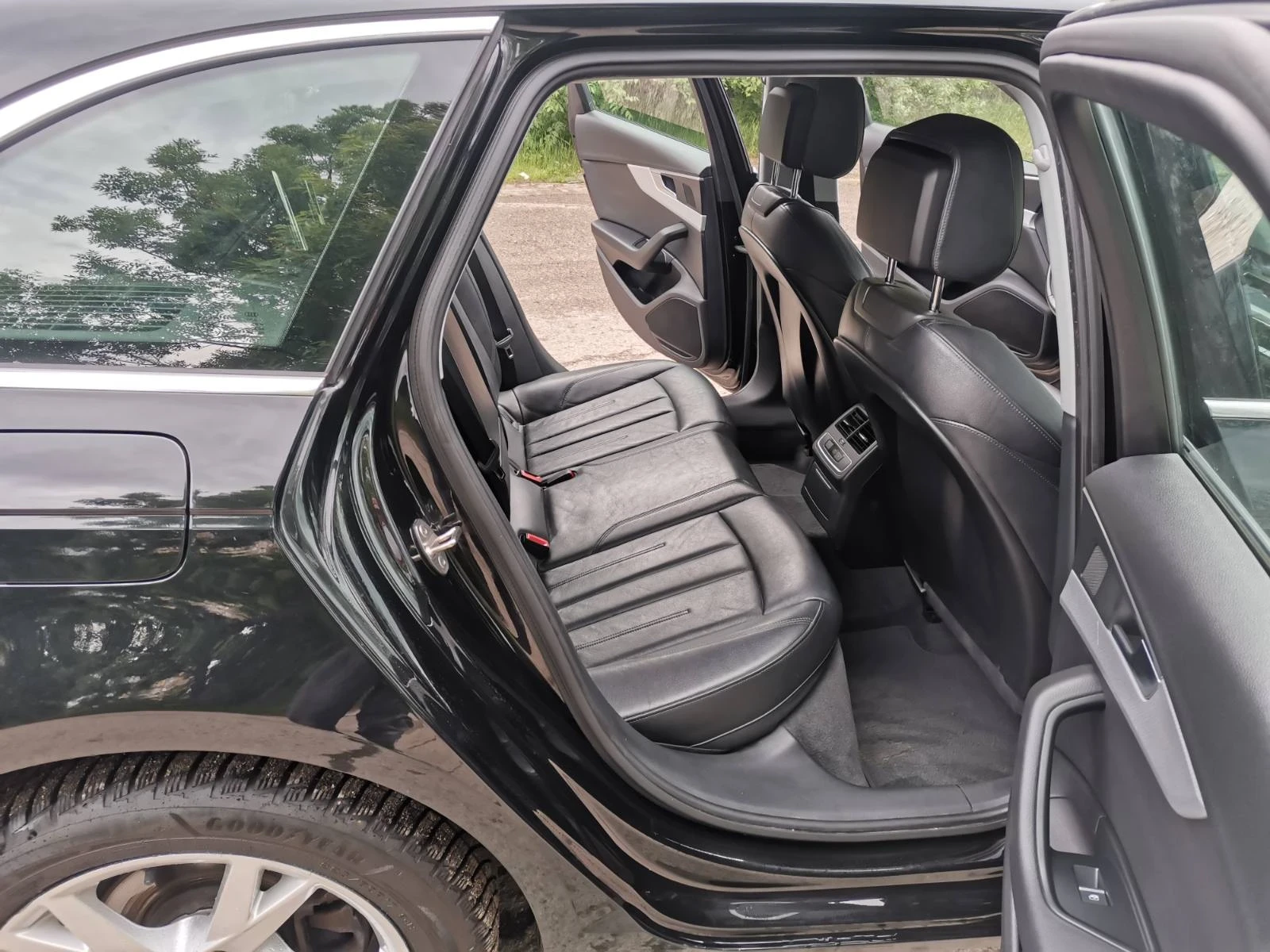 Audi A4 2.0 TDI QUATTRO DISTRONIC VIRTUAL COCKPIT LED | Mobile.bg � ����������� 14