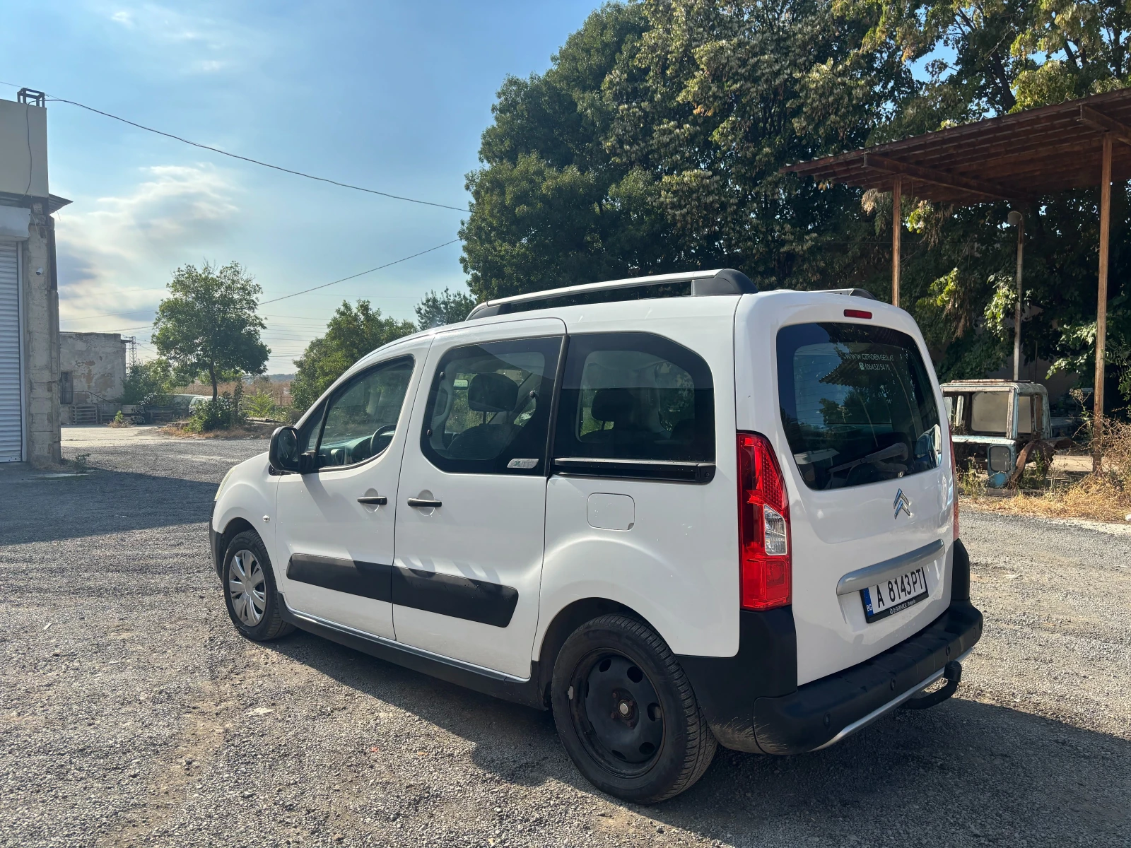 Citroen Berlingo 1.6HDI, снимка 5 - Автомобили и джипове - 55973350