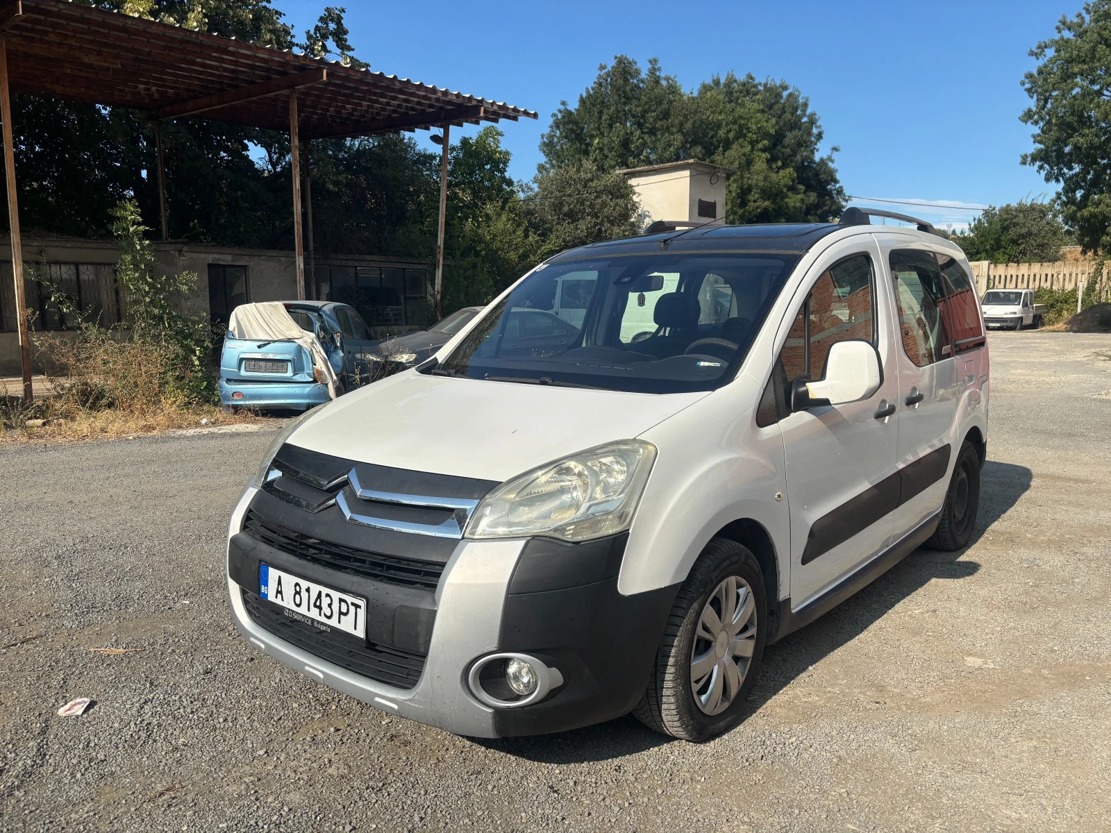 Citroen Berlingo 1.6HDI, снимка 3 - Автомобили и джипове - 55973350