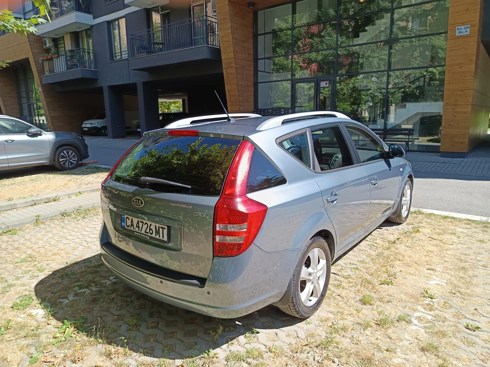 Kia Ceed, снимка 3 - Автомобили и джипове - 56056091