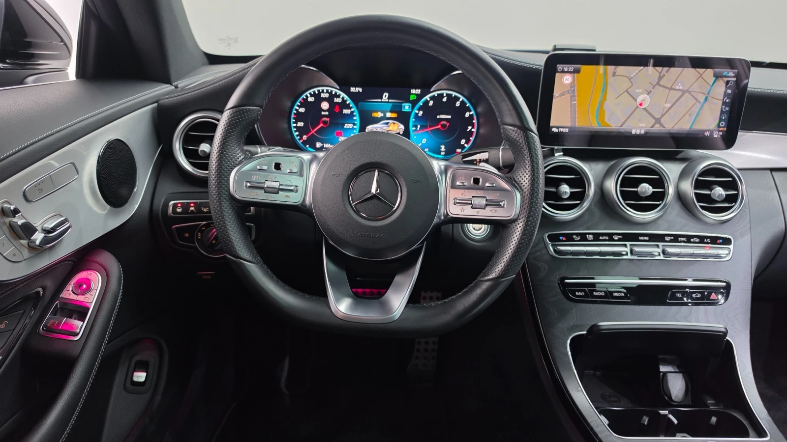 Mercedes-Benz C 200 2.0 Coupe, снимка 11 - Автомобили и джипове - 56119793
